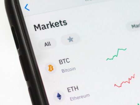 Crypto Casinos vs Traditional Casinos: Which is Better for EU Players in 2026?